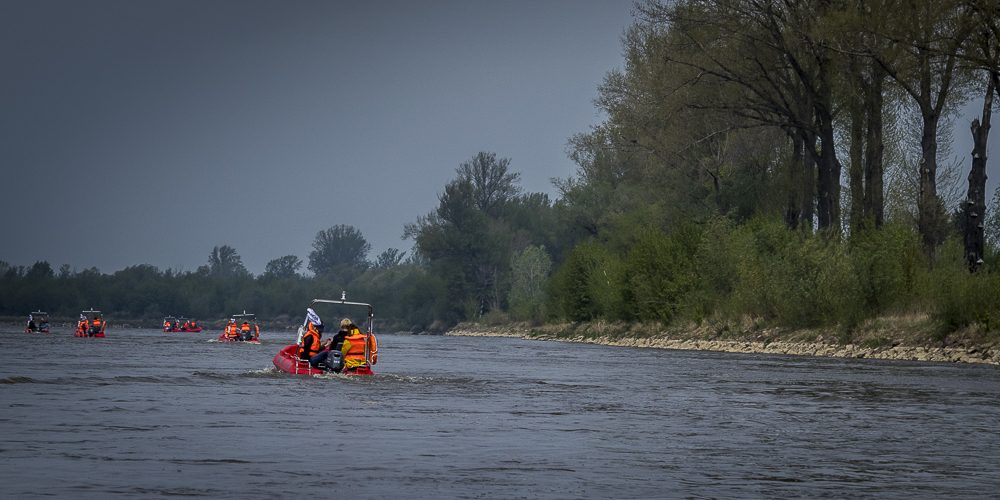 Wspólne pływanie Motołódkami