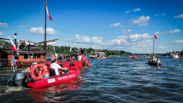 Uroczysty Rejs i minuta ciszy na Wiśle 1 sierpnia 2020
